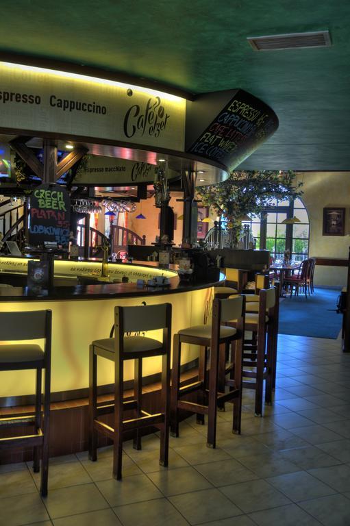Hotel Elzet Tabor Zewnętrze zdjęcie
