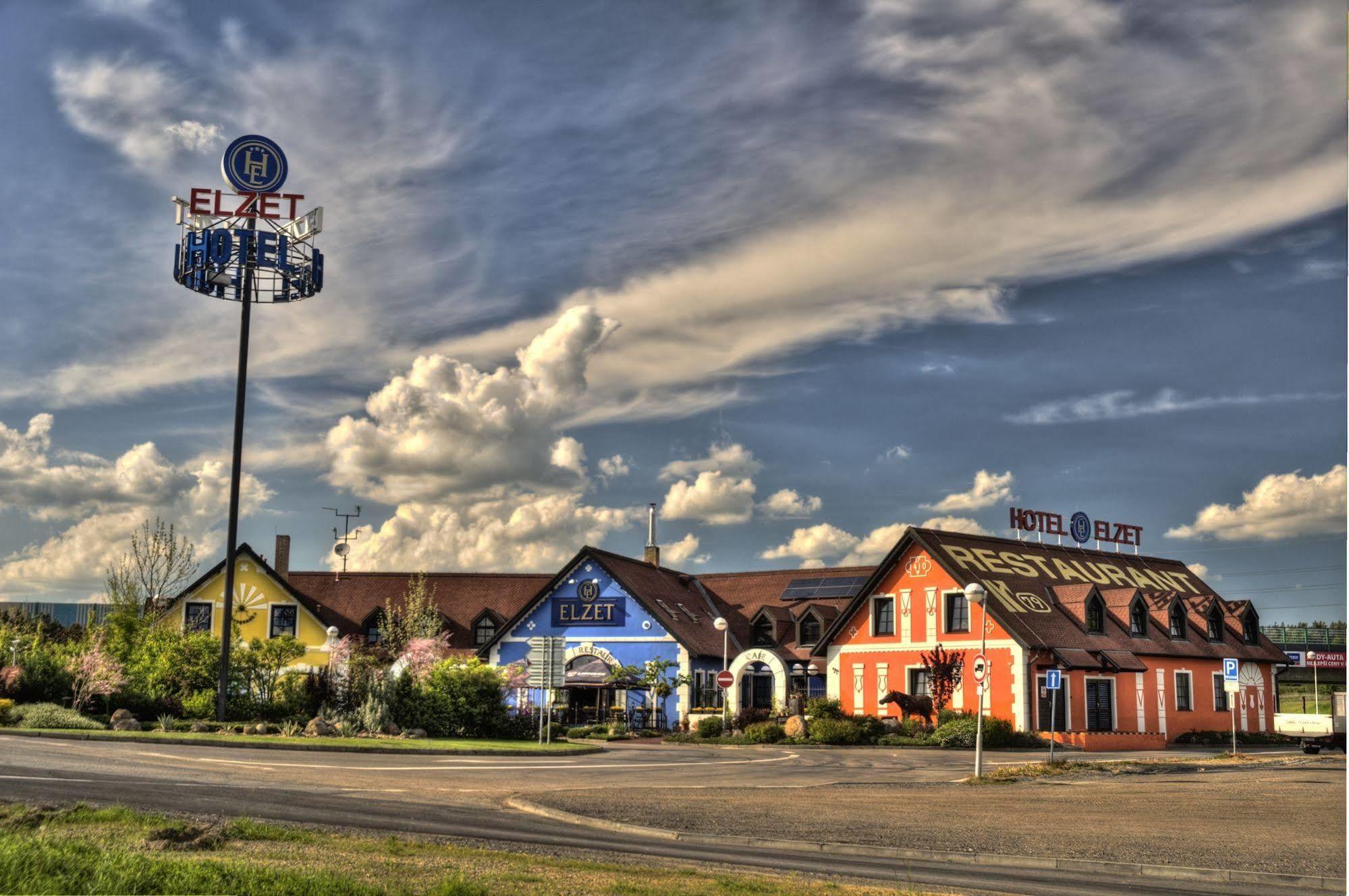Hotel Elzet Tabor Zewnętrze zdjęcie